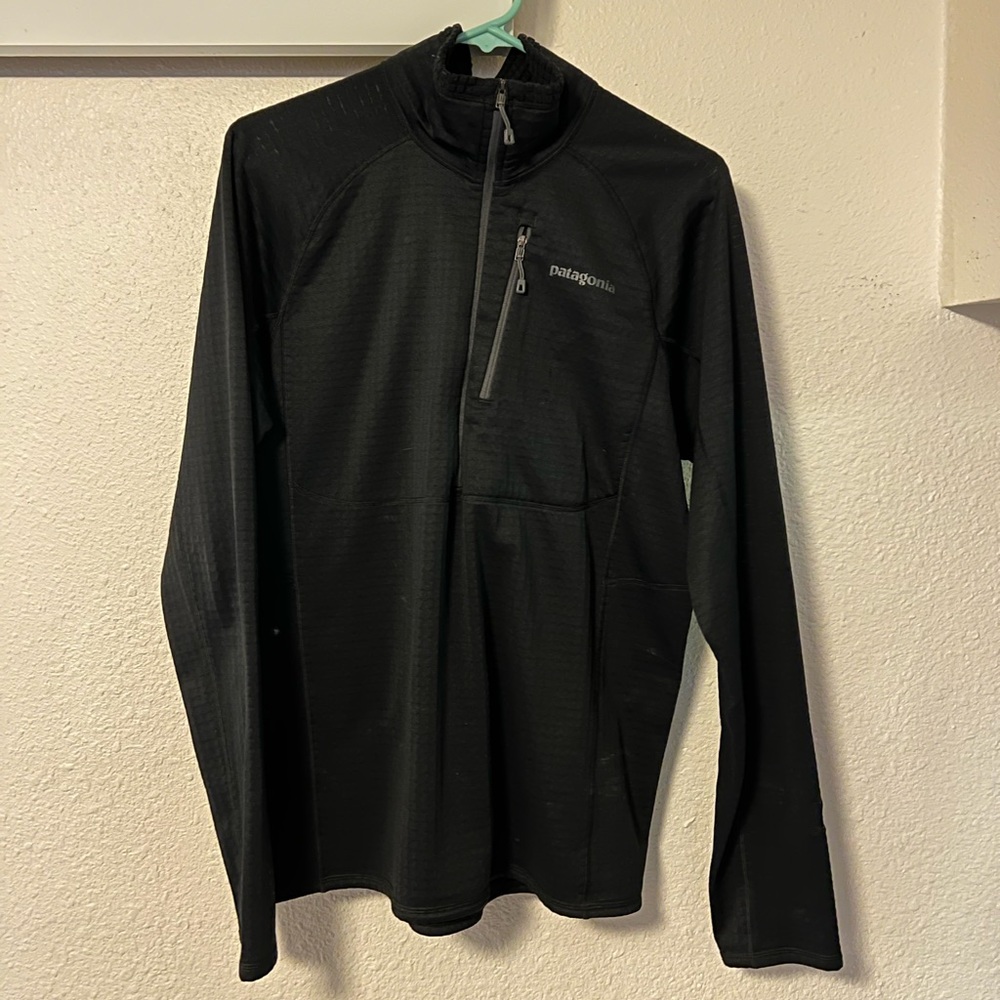 Men Patagonia R1 Quarter-zip Pullover (Medium)